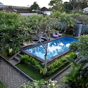 Apartahotel La House Seminyak